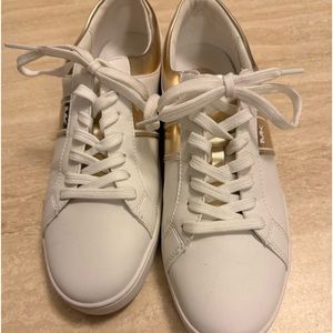 Authentic Michael Kors Sneakers. White and Gold